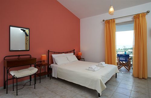 Irene Studios Hotel Evia Luaran gambar